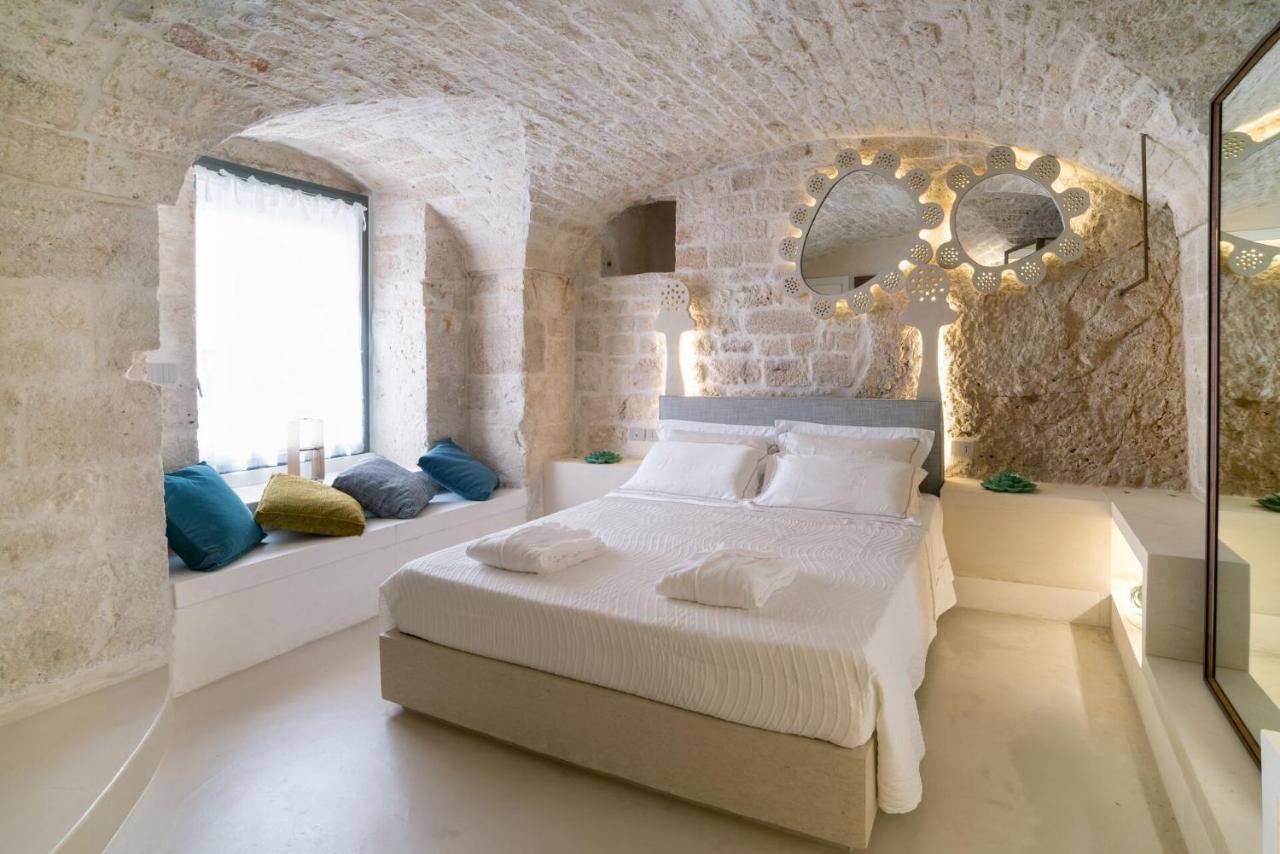Vico Bianco Raro Smart Rooms Collection Ostuni Exterior foto